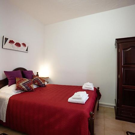 Conforto Citadino ปอนตาเดลกาดา ภายนอก รูปภาพ